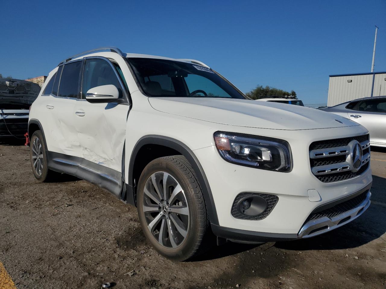 2022 Mercedes-Benz Glb 250 - Фото 4