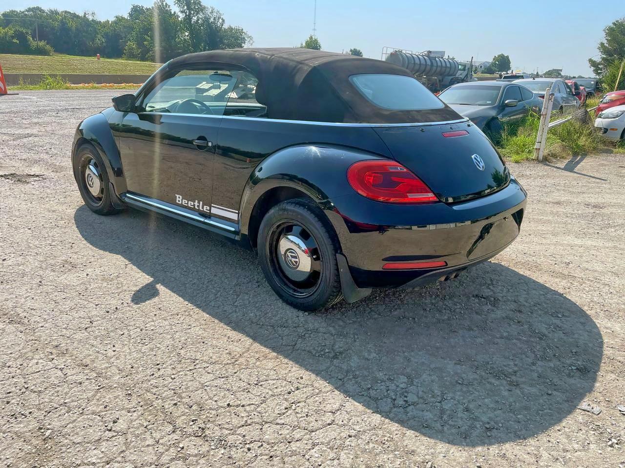 2014 Volkswagen Beetle - Фото 3