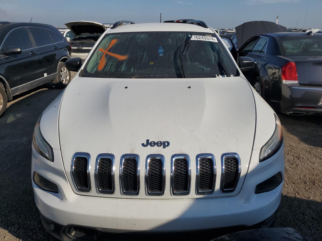 2016 Jeep Cherokee Sport - Фото 5