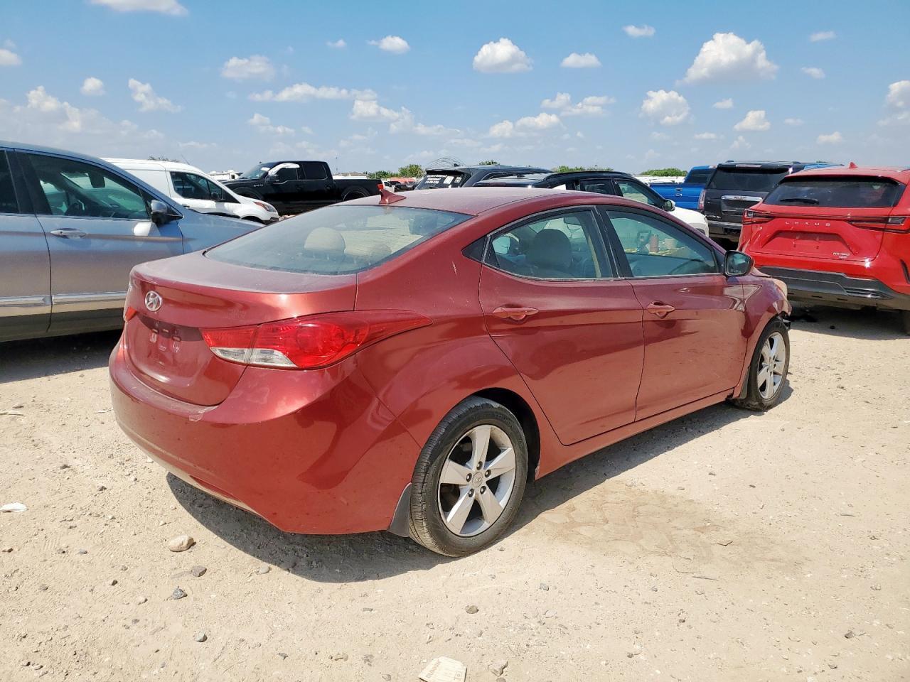 2013 Hyundai Elantra Gls - Фото 3