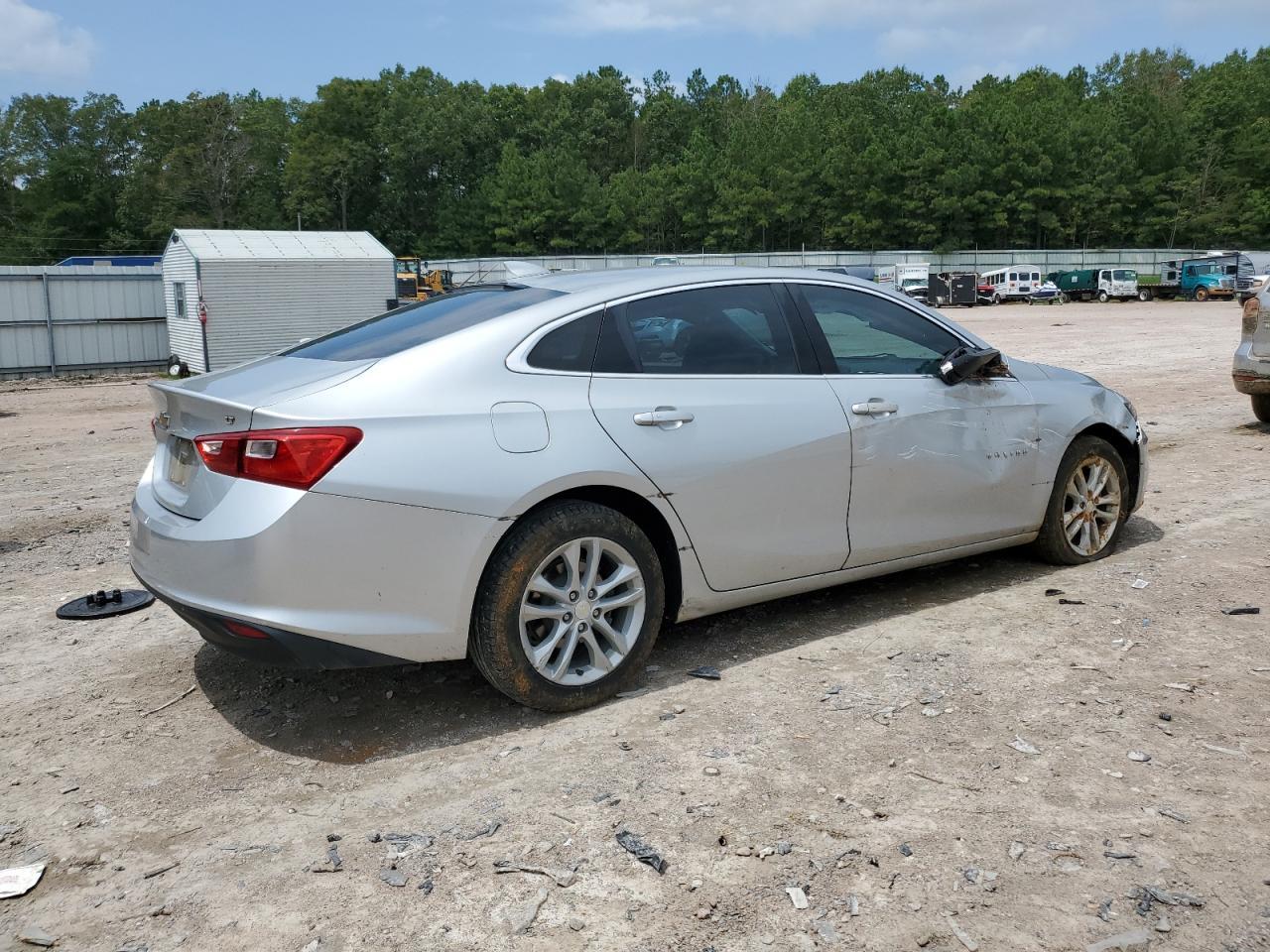 2017 Chevrolet Malibu Lt - Image 3