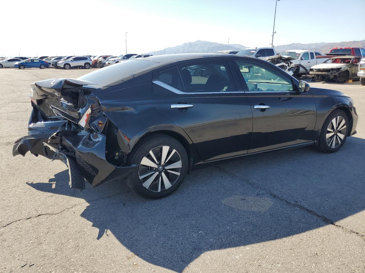2019 Nissan Altima Sv - Image 3