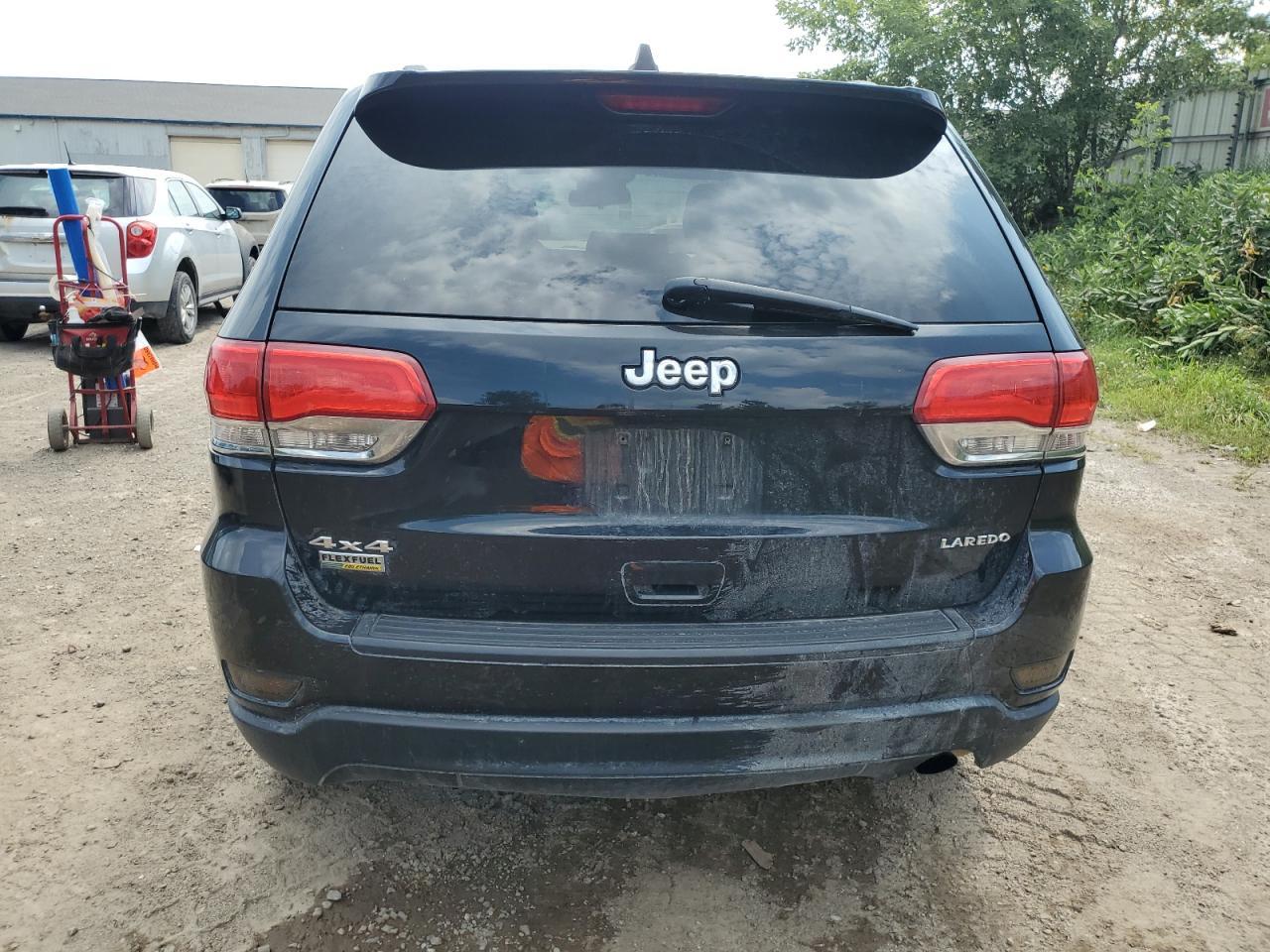 2014 Jeep Grand Cherokee Laredo - Image 6