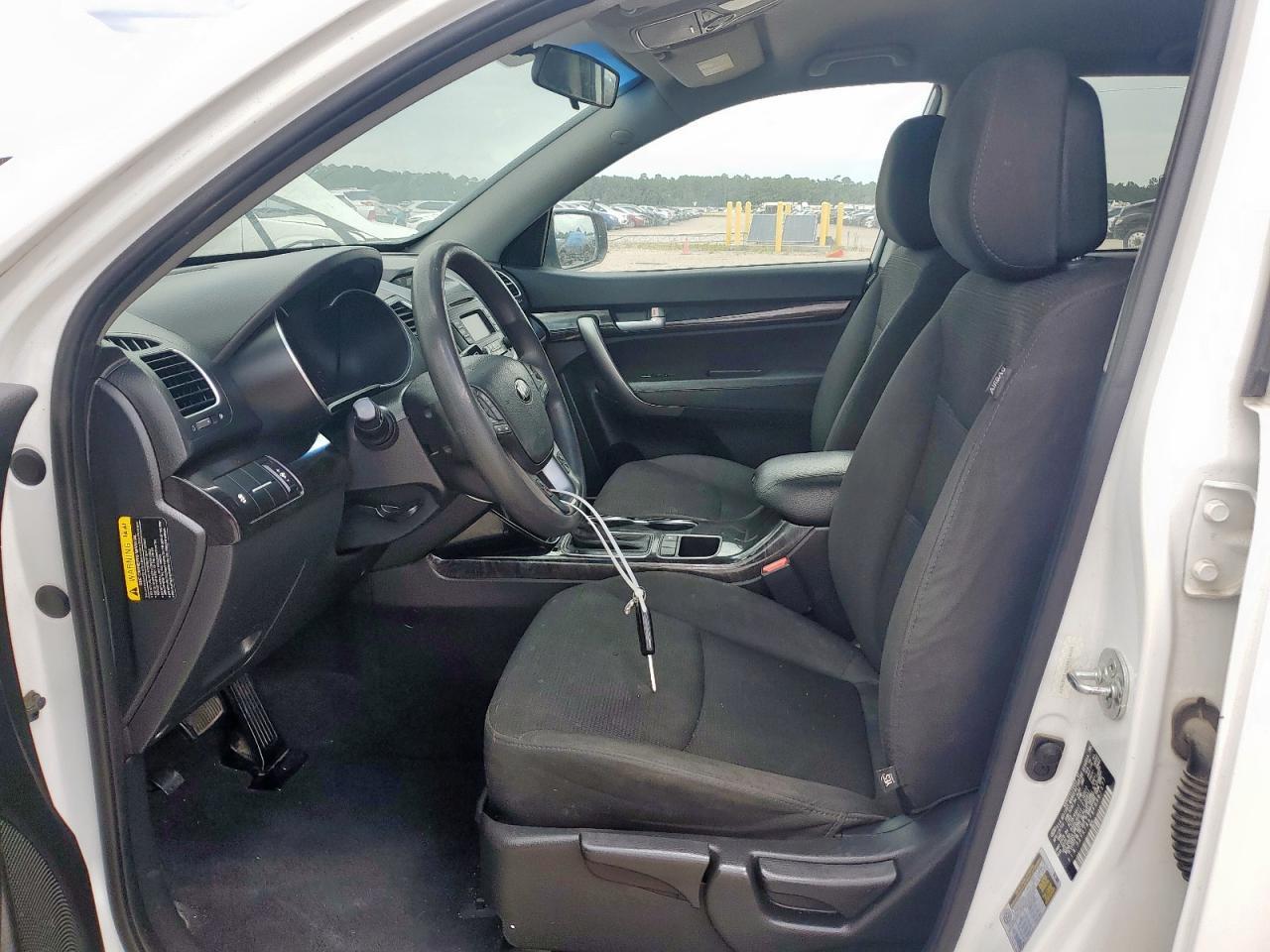 2015 Kia Sorento Lx - Image 7