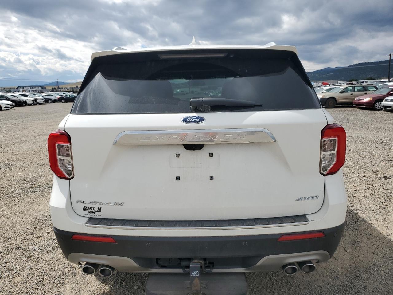 2021 Ford Explorer Platinum - Image 6