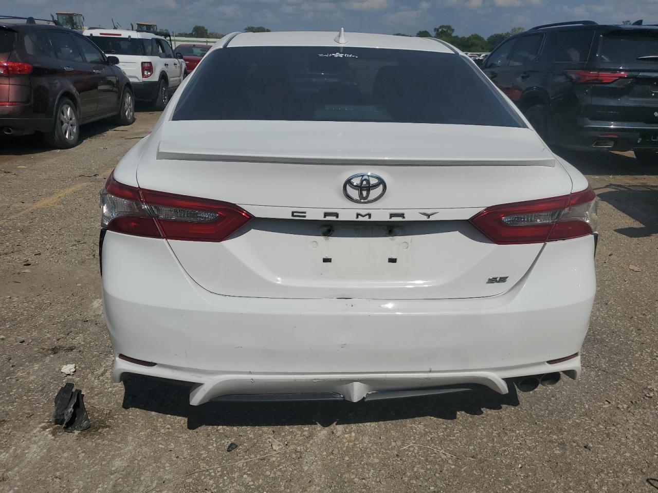 2018 Toyota Camry L - Image 6
