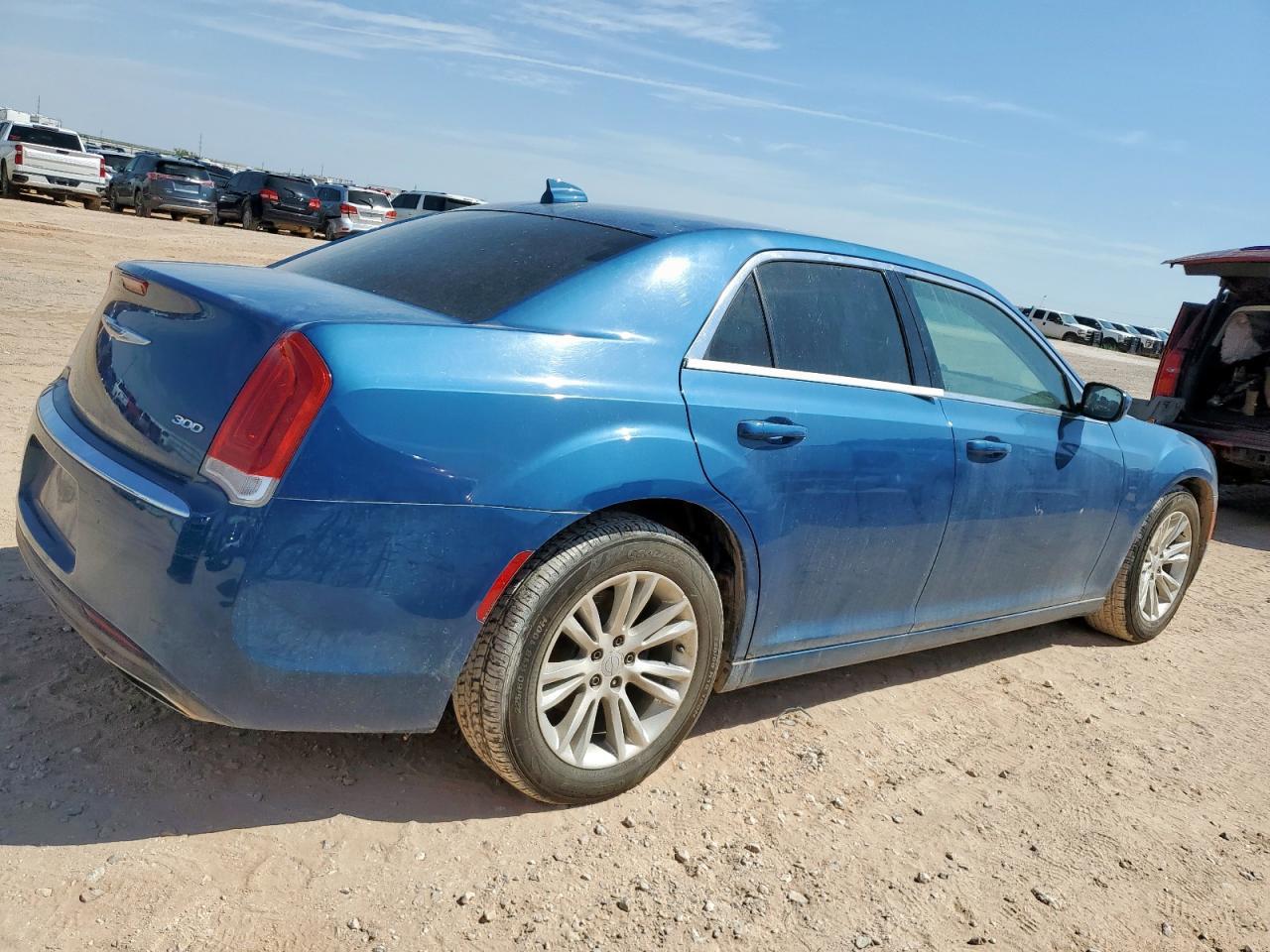 2020 Chrysler 300 Touring - Image 3