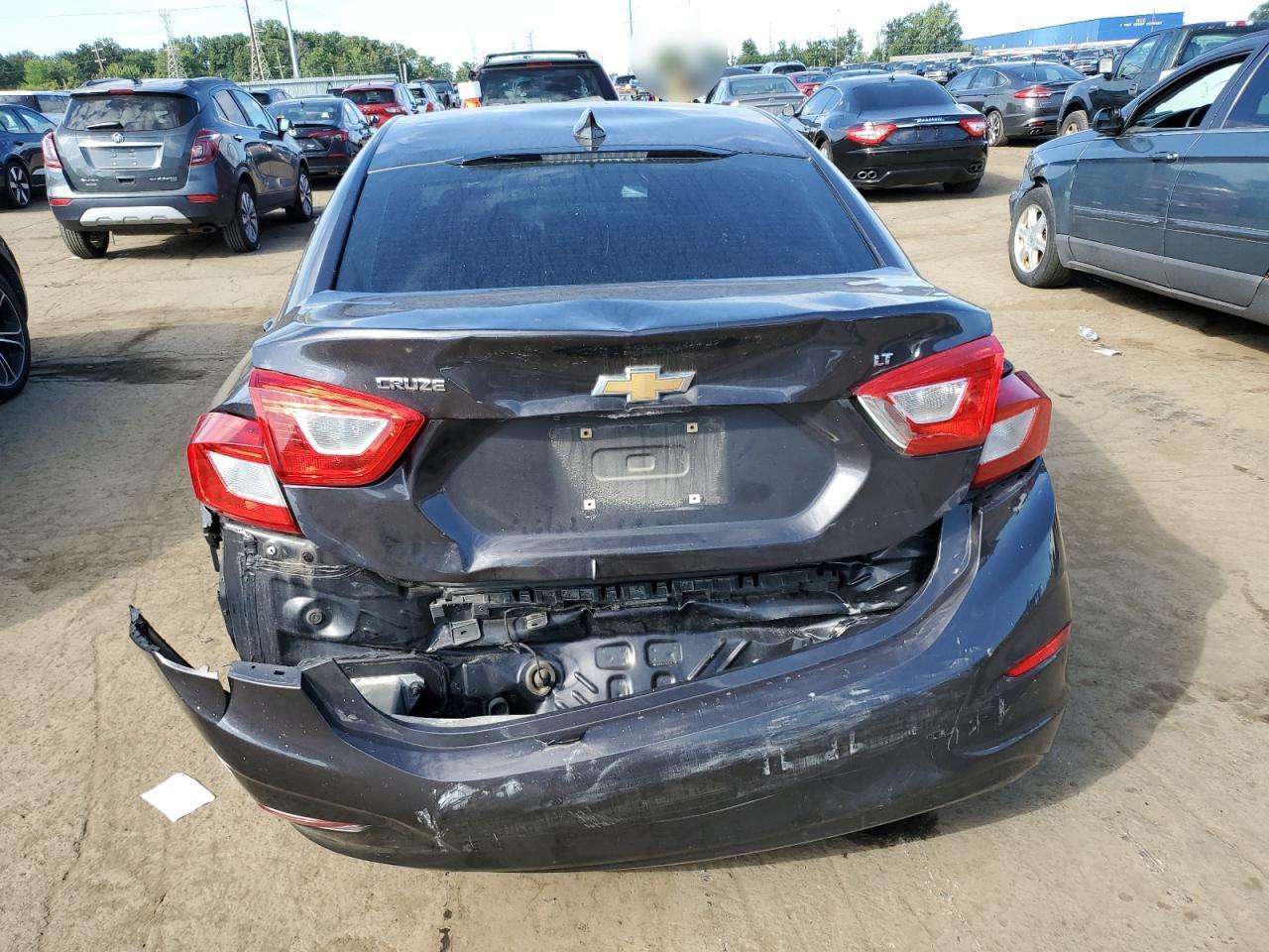2017 Chevrolet Cruze Lt - Фото 6