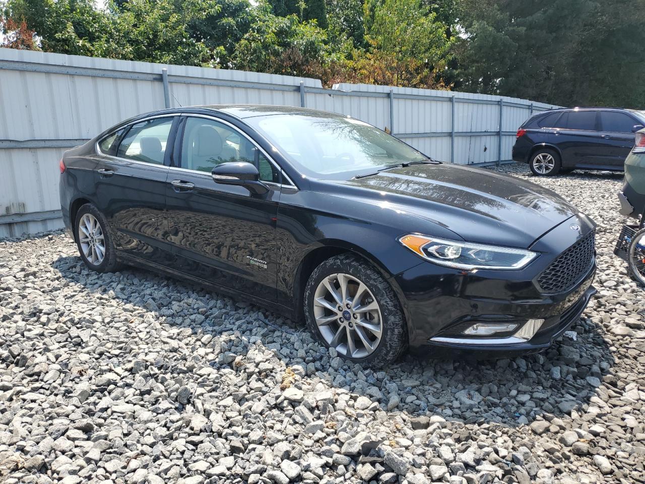 2017 Ford Fusion Titanium Phev - Image 4