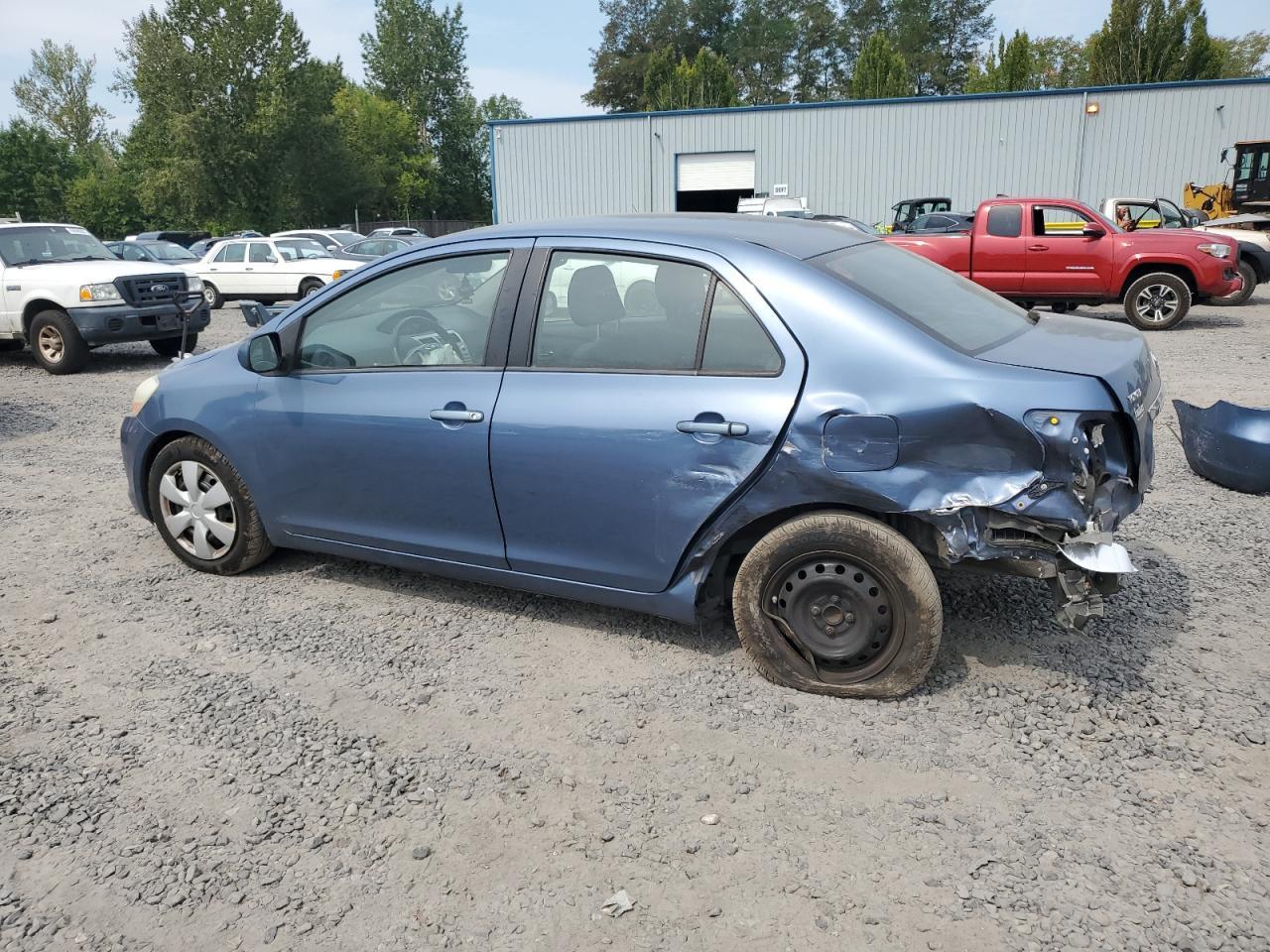 2008 Toyota Yaris - Фото 2
