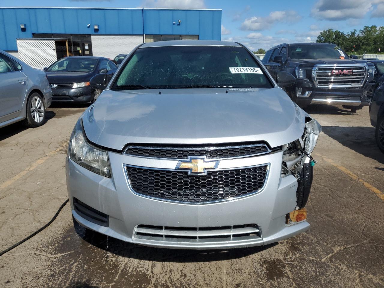 2011 Chevrolet Cruze Ls - Фото 5