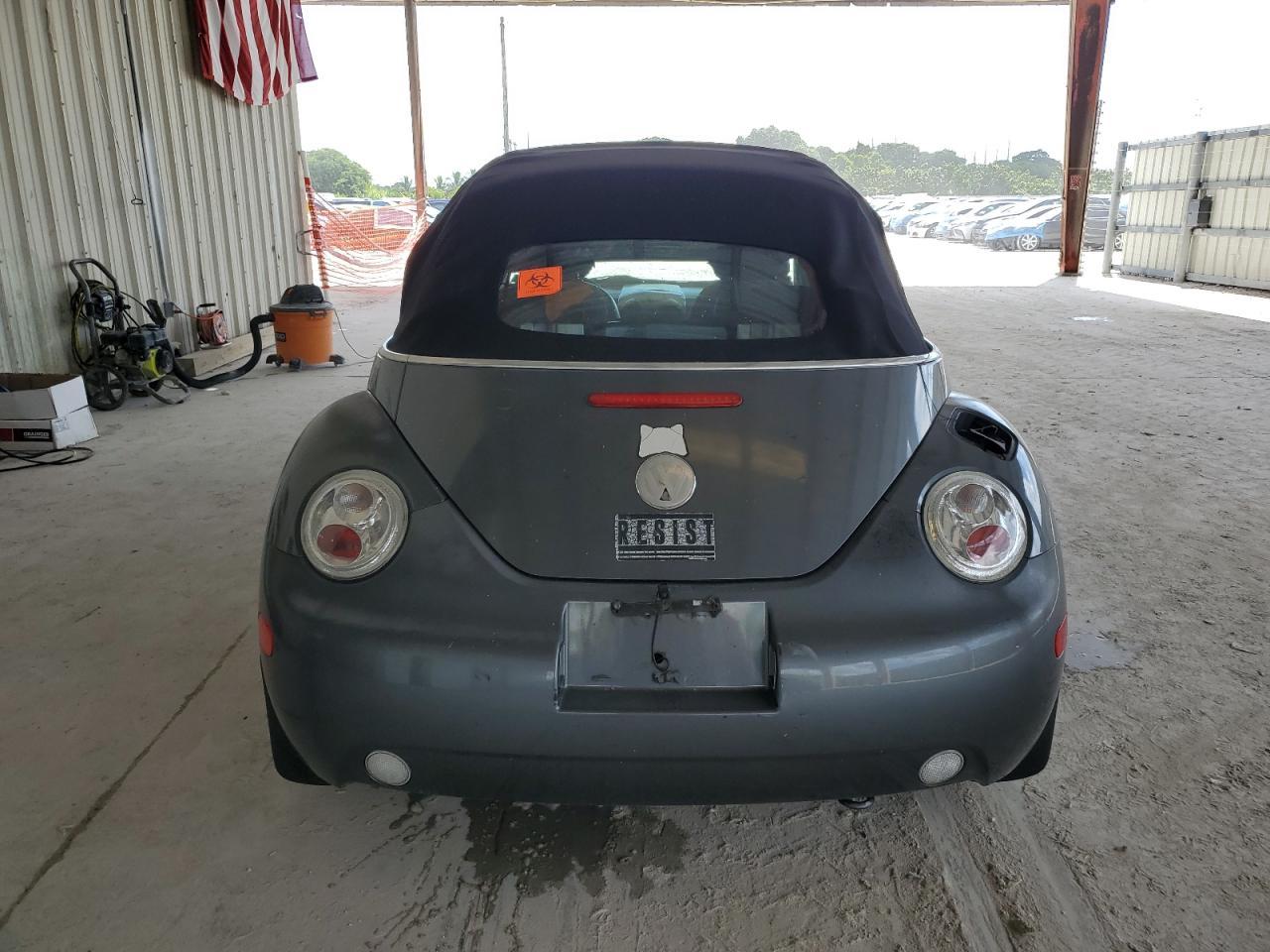 2004 Volkswagen New Beetle Gls - Фото 6