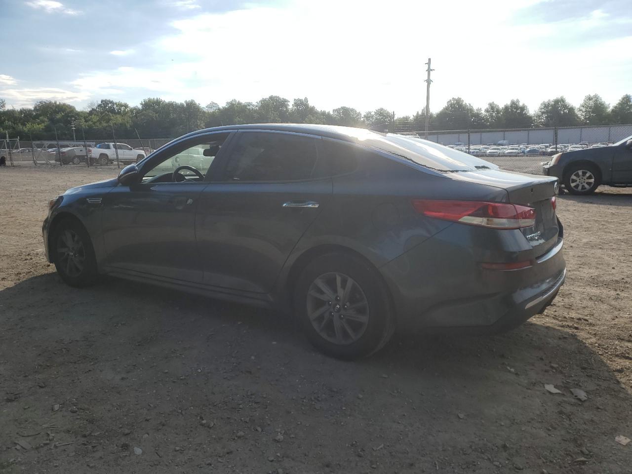 2020 Kia Optima Lx - Фото 2