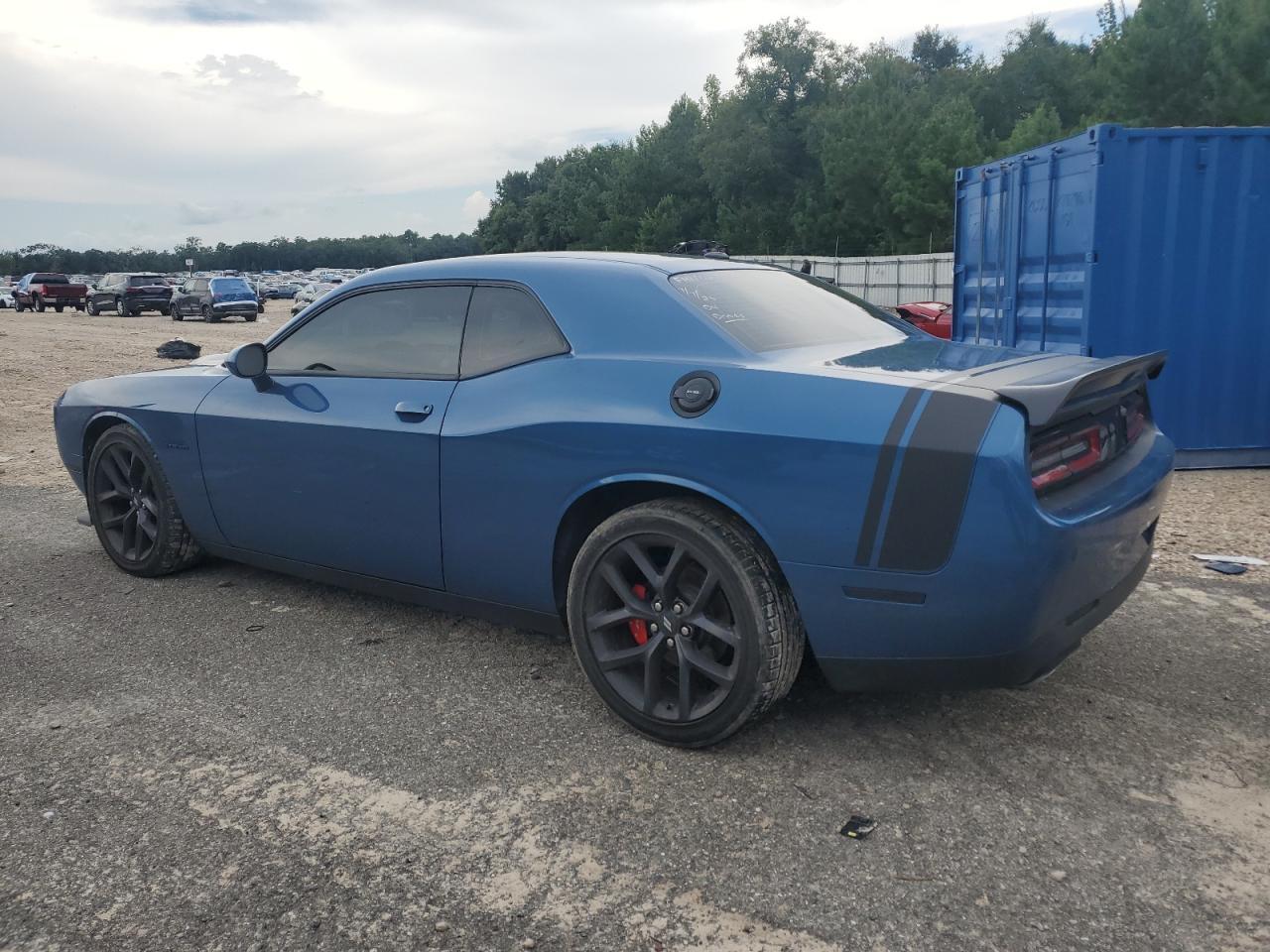 2022 Dodge Challenger R/T - Фото 2