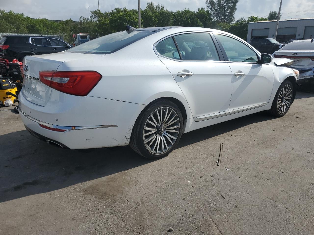 2014 Kia Cadenza Premium - Фото 3