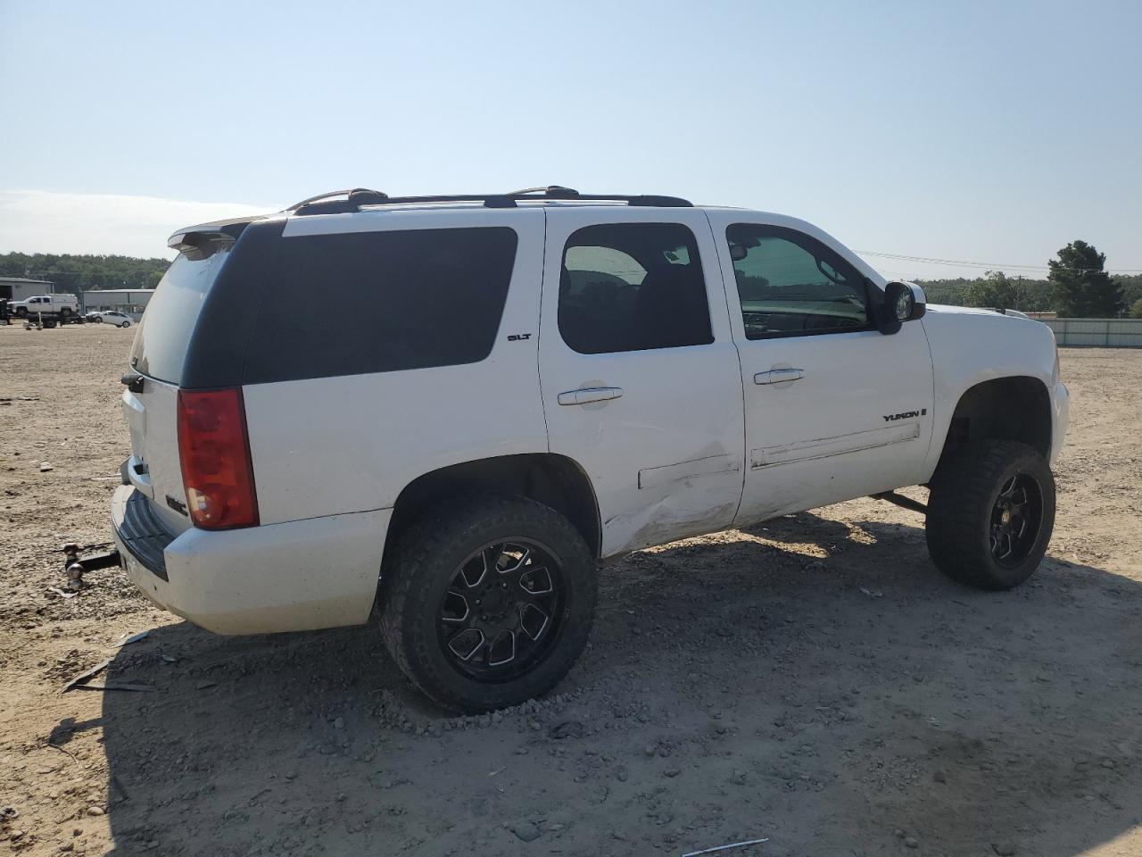 2009 GMC Yukon Slt - Фото 3