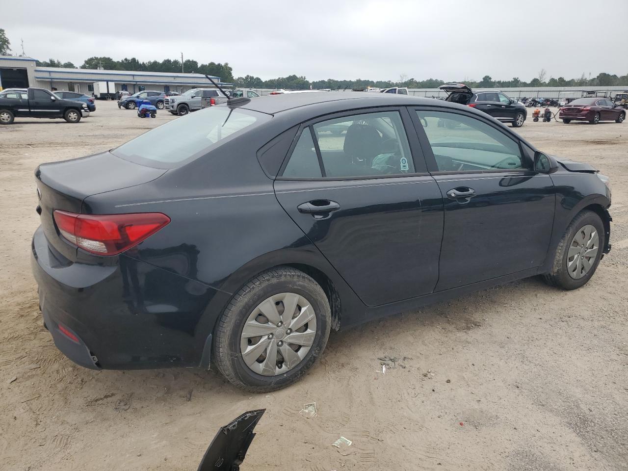 2020 Kia Rio Lx - Фото 3