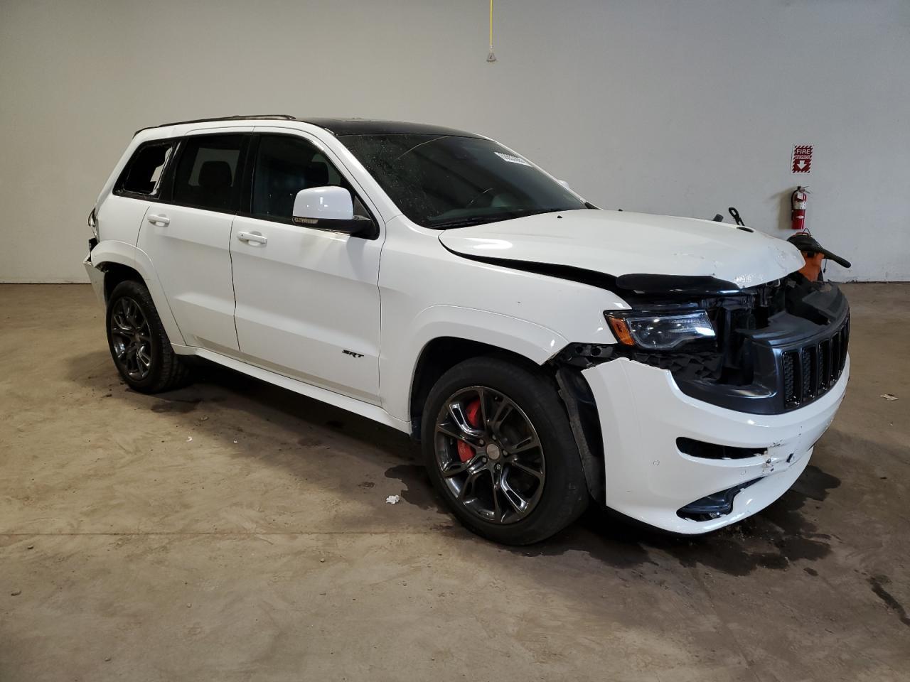 2016 Jeep Grand Cherokee Srt-8 - Фото 4