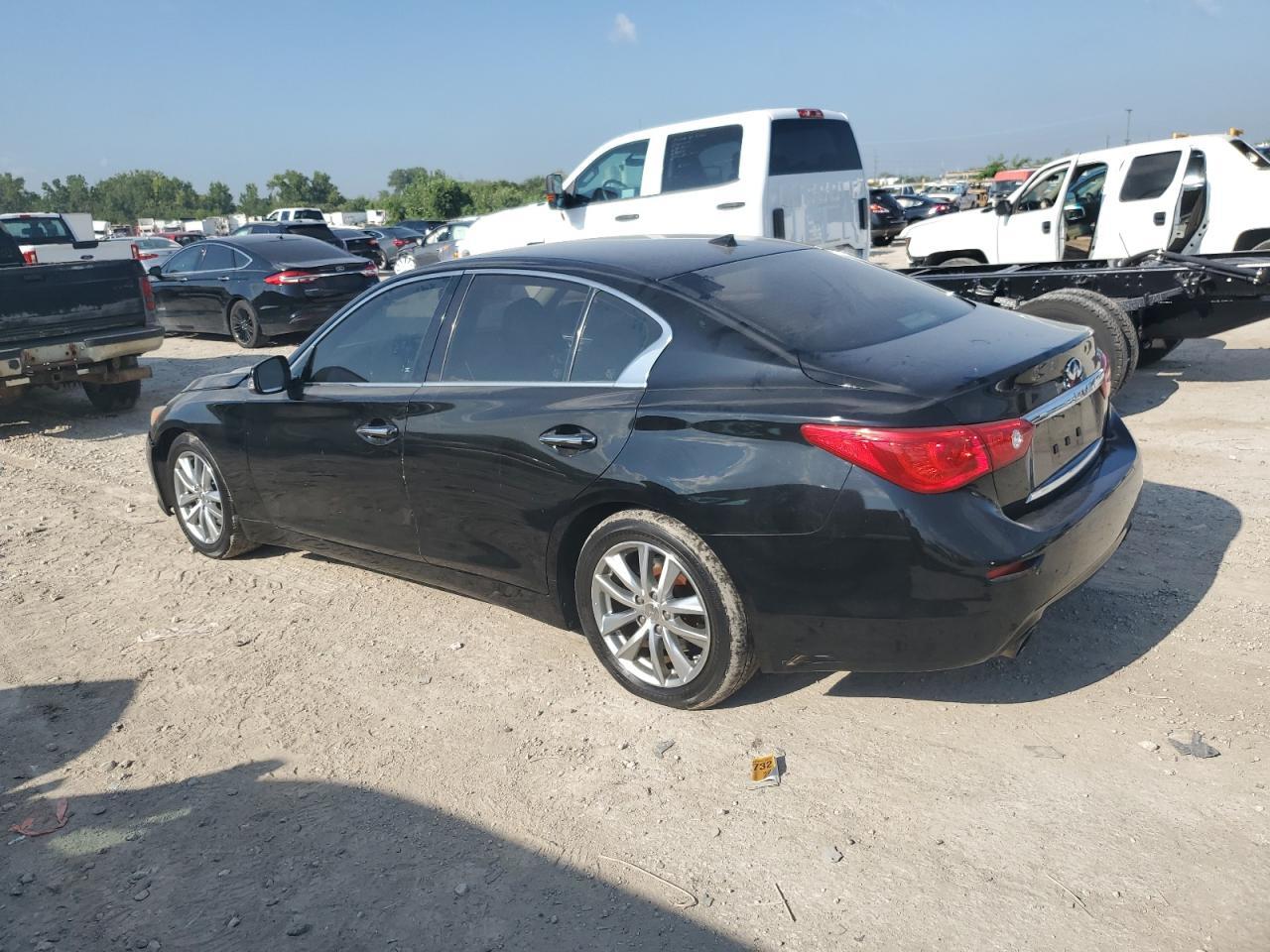 2015 Infiniti Q50 Hybrid Premium - Image 2