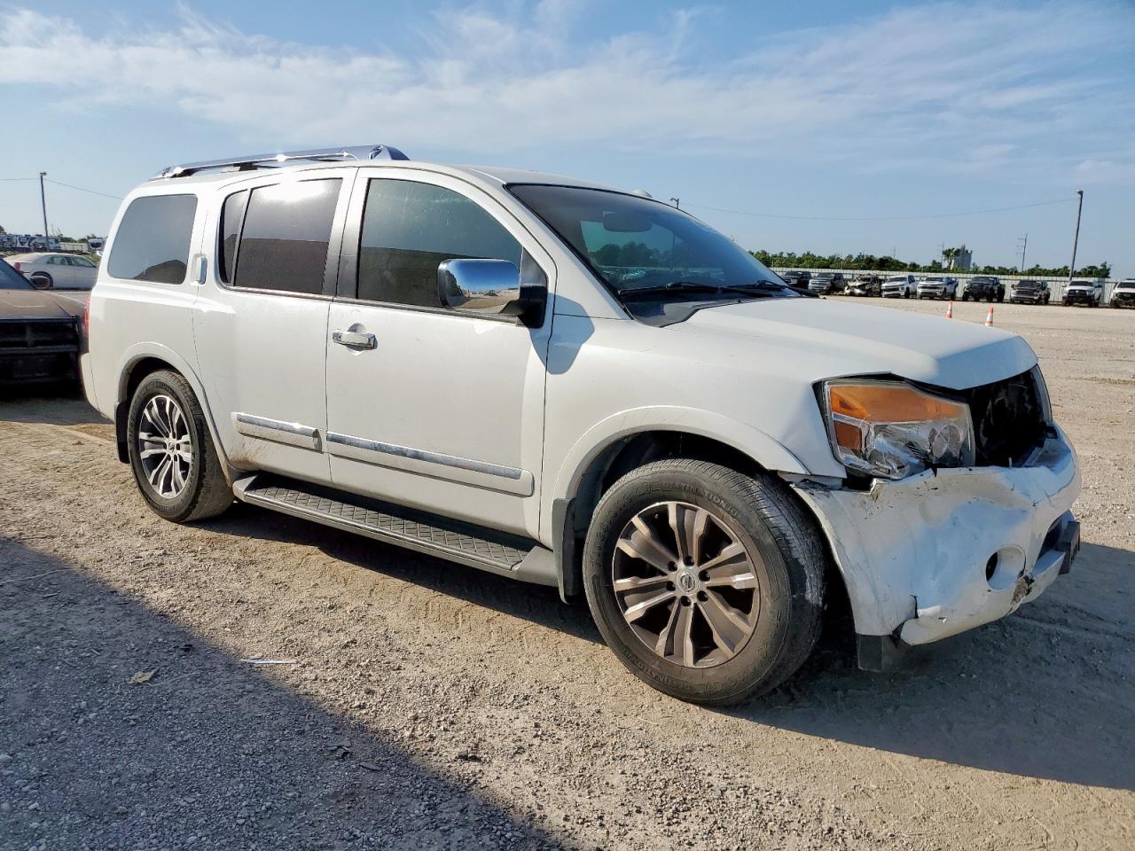 2015 Nissan Armada Sv - Фото 4