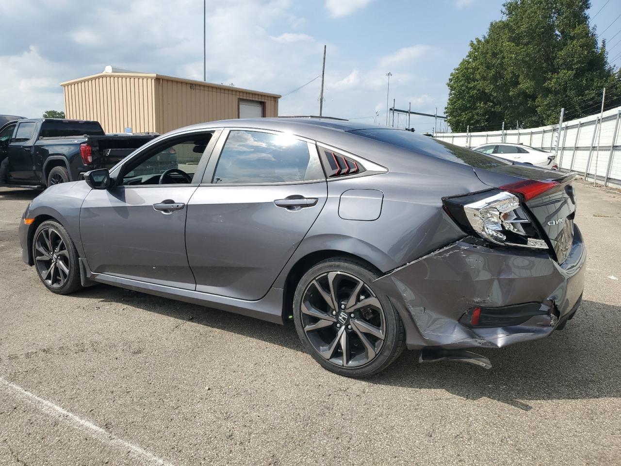 2021 Honda Civic Sport - Фото 2