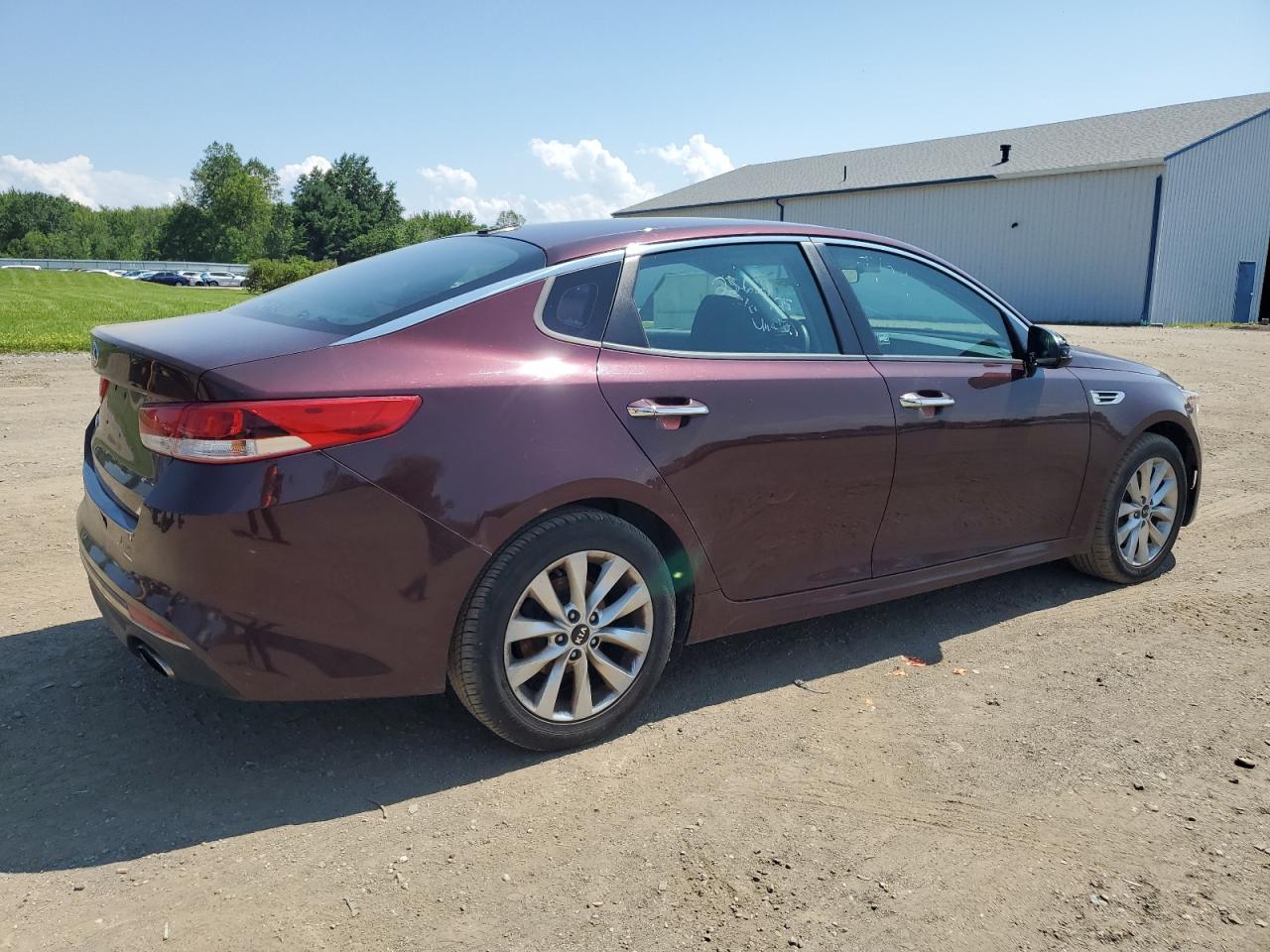 2017 Kia Optima Lx - Фото 3