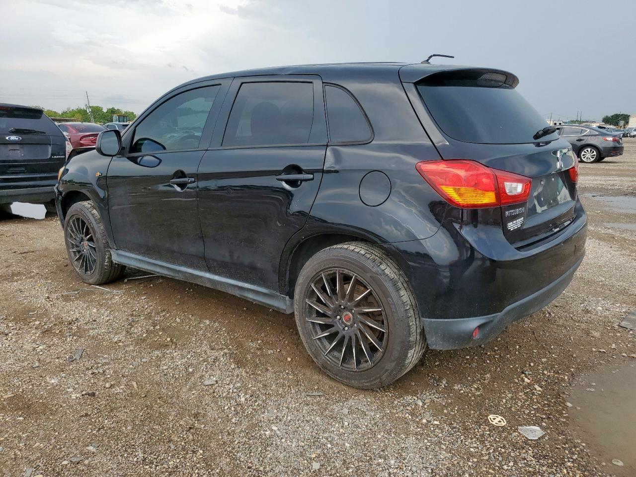 2015 Mitsubishi Outlander Sport Es - Фото 2