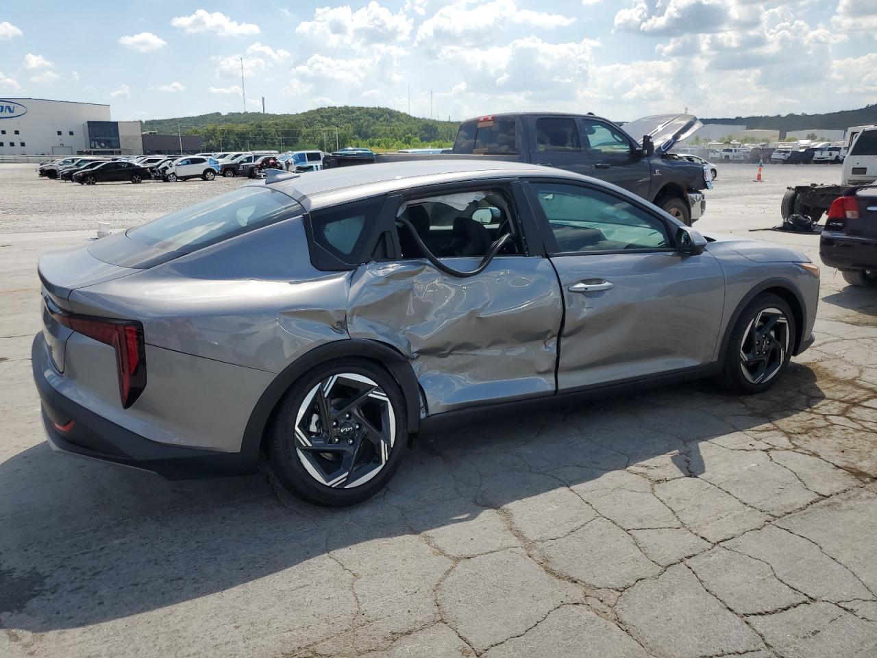 2025 Kia K4 Ex - Фото 3