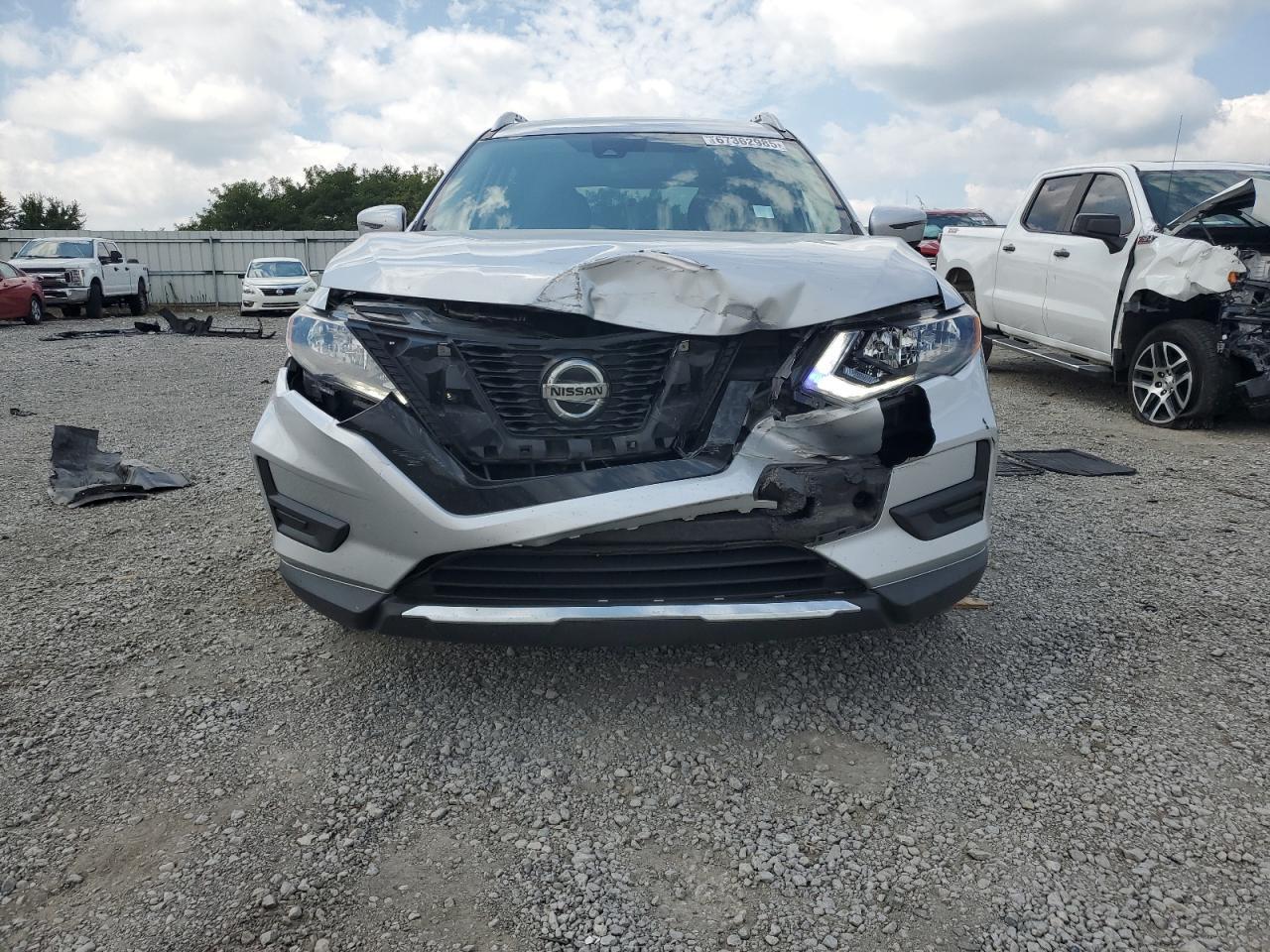 2019 Nissan Rogue S - Фото 5