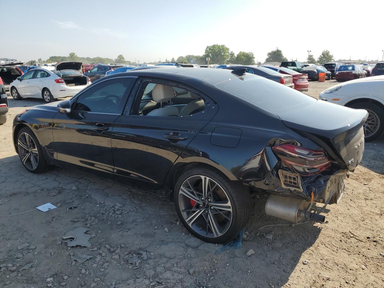 2024 Genesis G70 Base - Фото 2