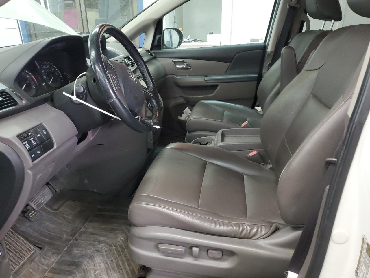 2015 Honda Odyssey Touring - Фото 7