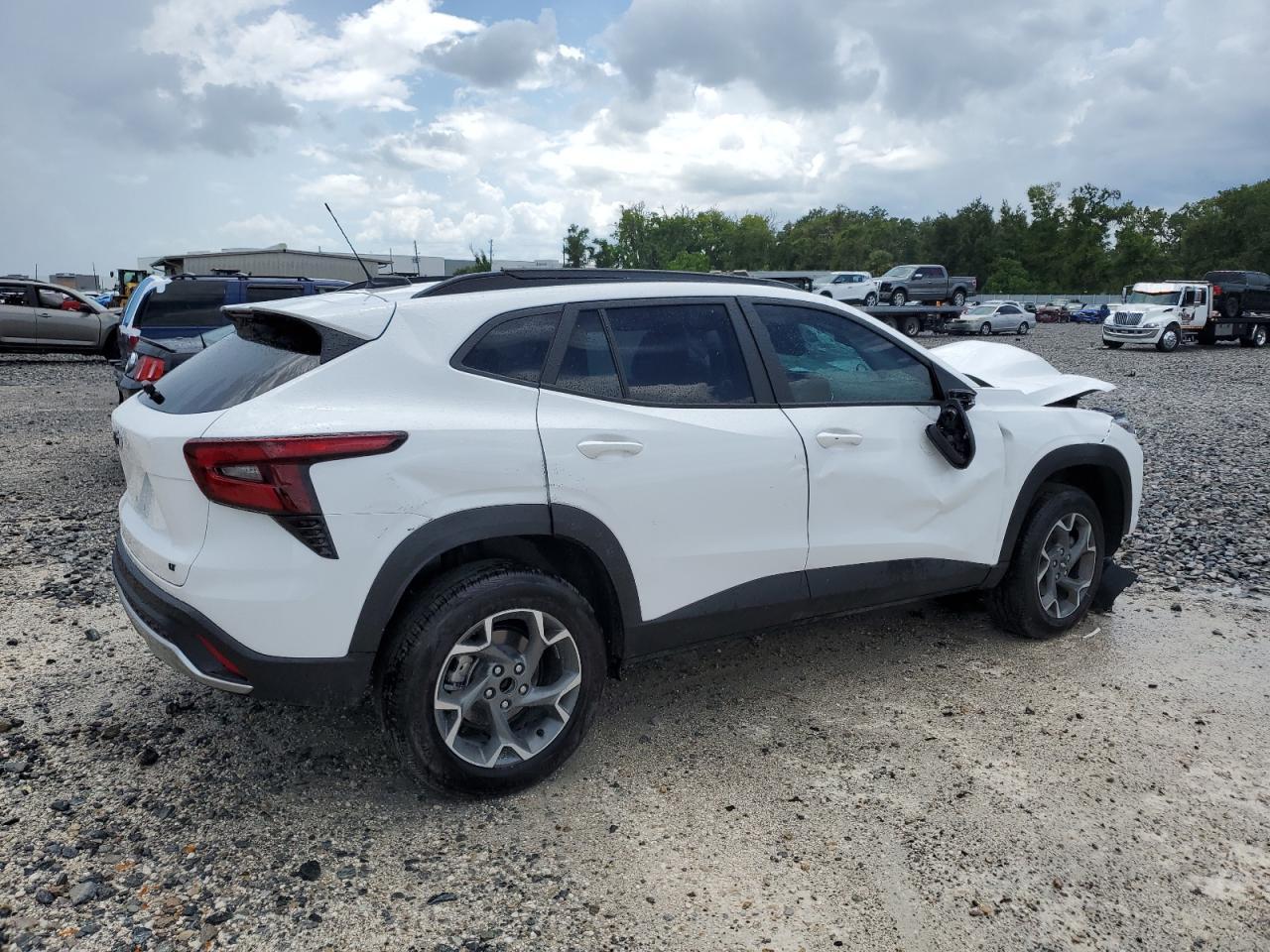 2025 Chevrolet Trax 1Lt - Фото 3