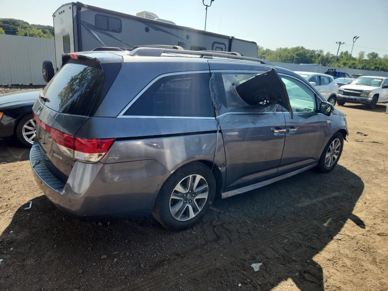 2014 Honda Odyssey Touring - Фото 3