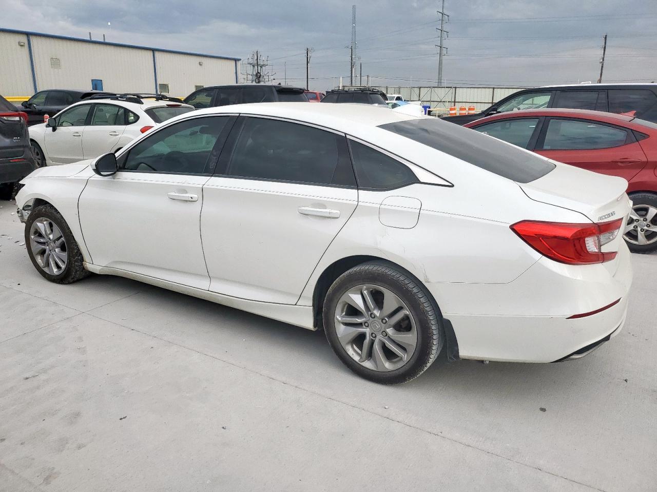 2020 Honda Accord Lx - Фото 2