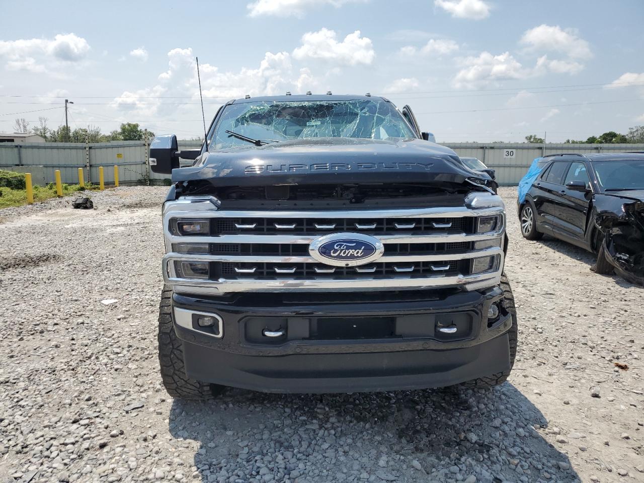 2024 Ford F250 Super Duty - Image 5