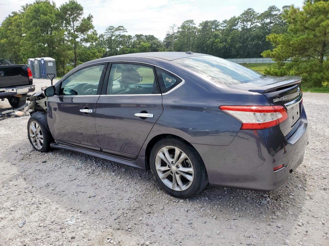 2015 Nissan Sentra Sr - Image 2