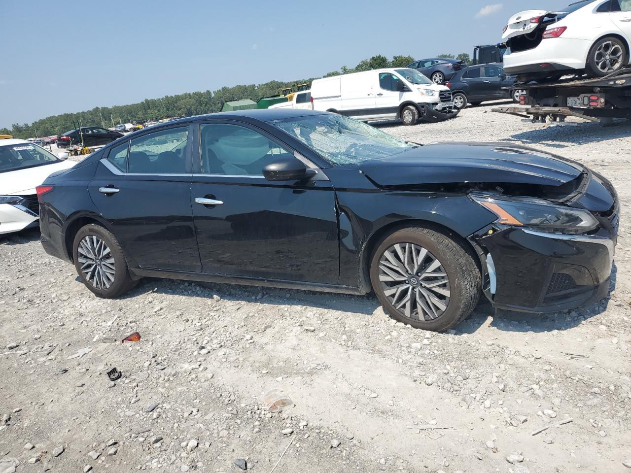 2024 Nissan Altima Sv - Image 4