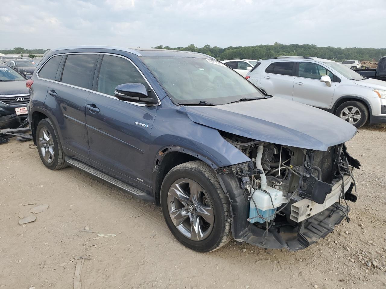 2018 Toyota Highlander Hybrid Limited - Фото 4