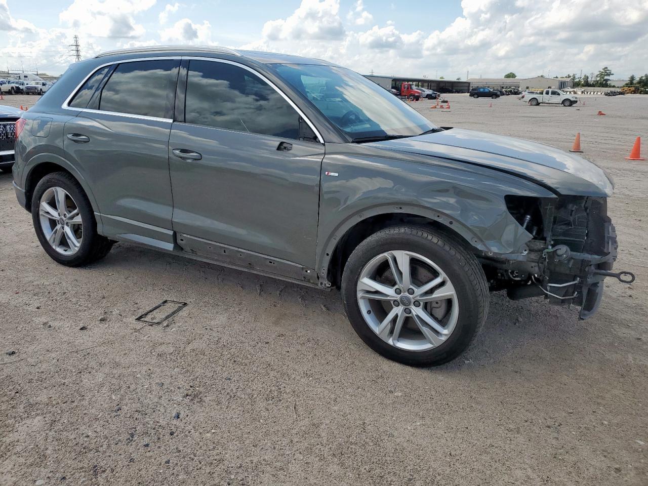 2020 Audi Q3 Premium Plus S-Line - Image 4