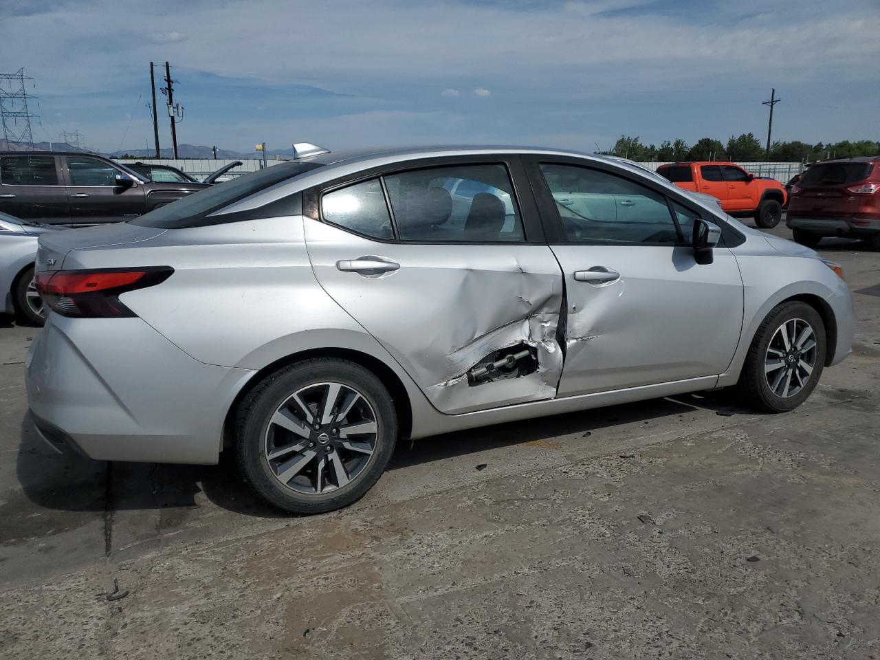 2020 Nissan Versa Sv - Фото 3