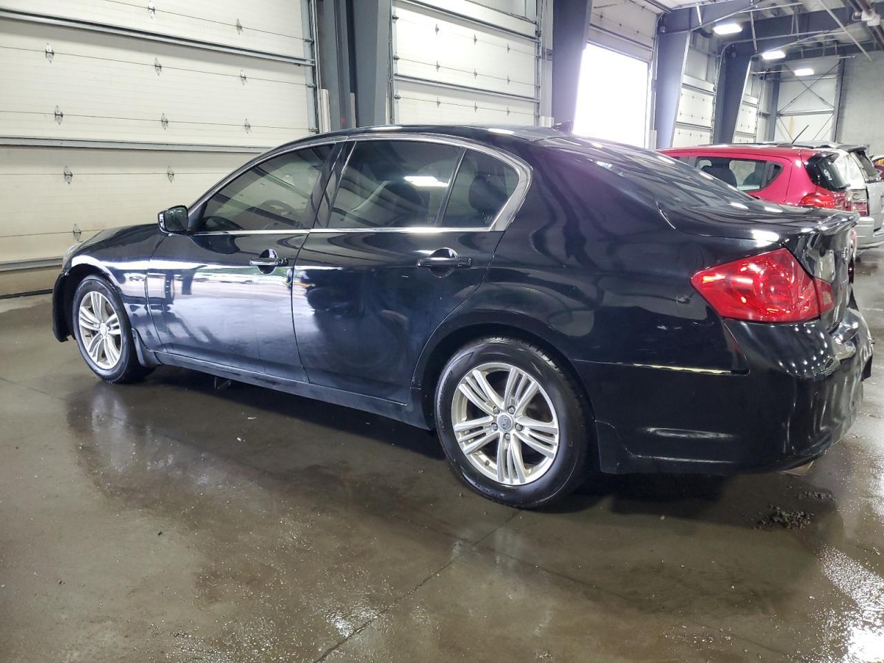 2013 Infiniti G37 - Фото 2