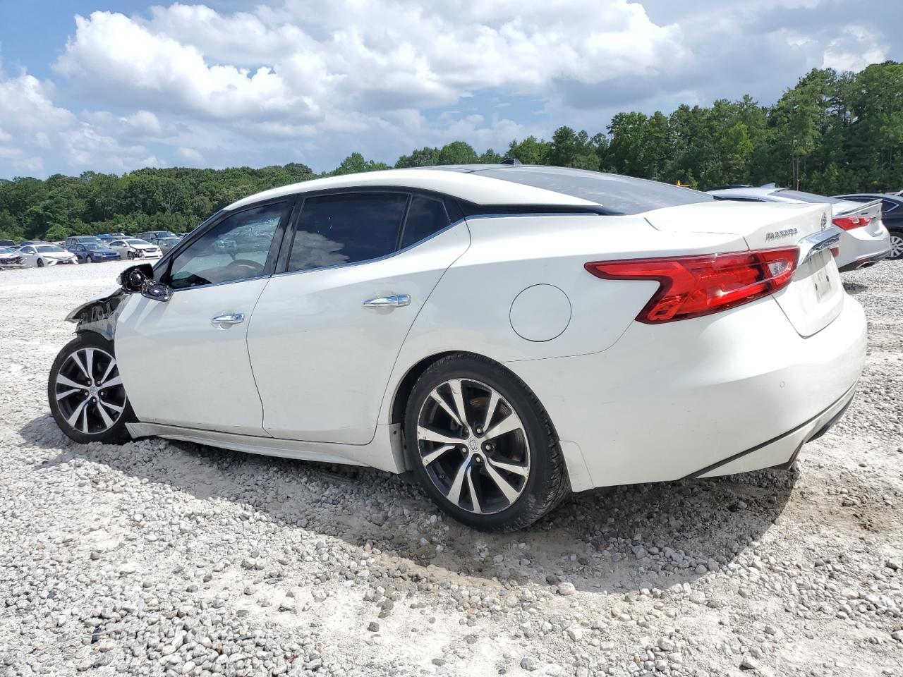 2018 Nissan Maxima 3.5S - Image 2