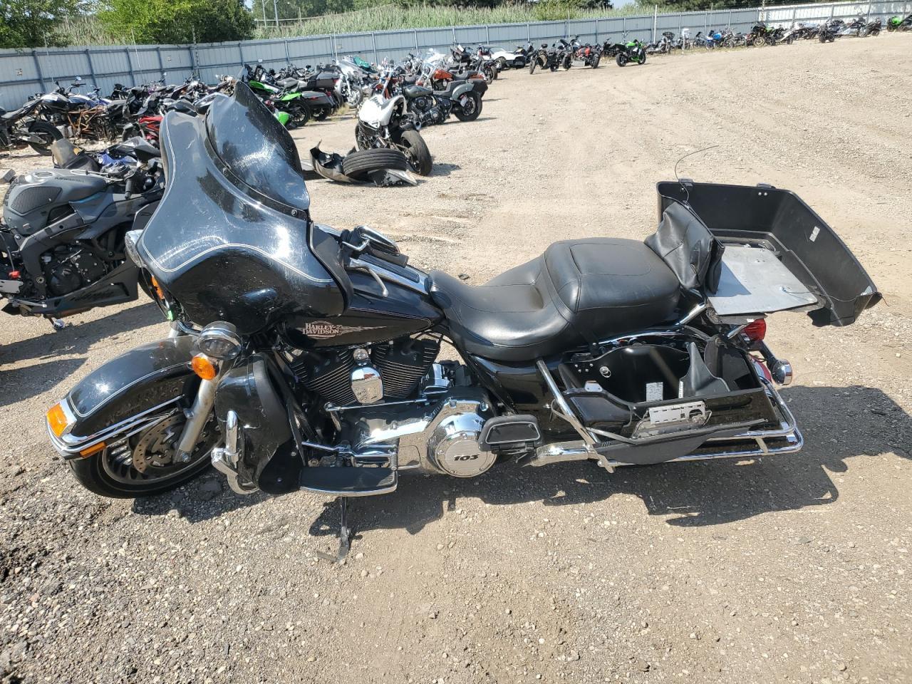 2012 Harley-Davidson Flhtc Electra Glide Classic - Фото 3