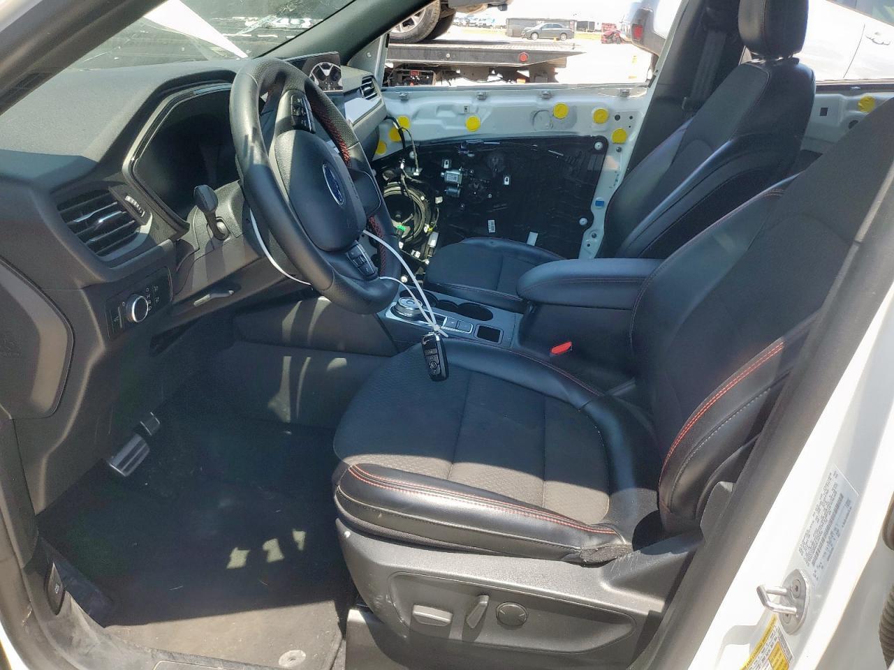 2024 Ford Escape St Line - Image 7