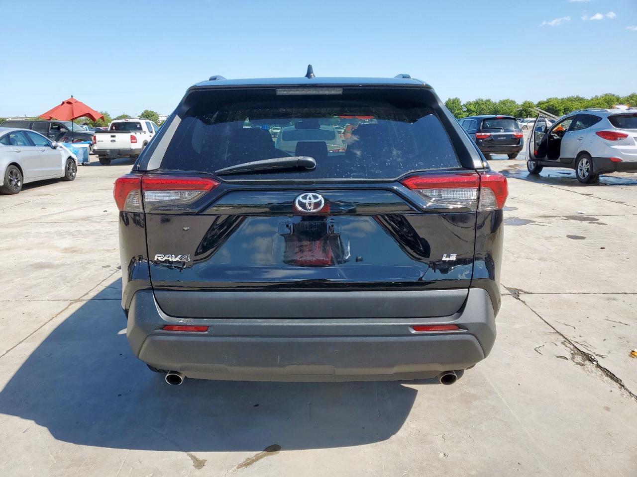 2019 Toyota Rav4 Le - Image 6
