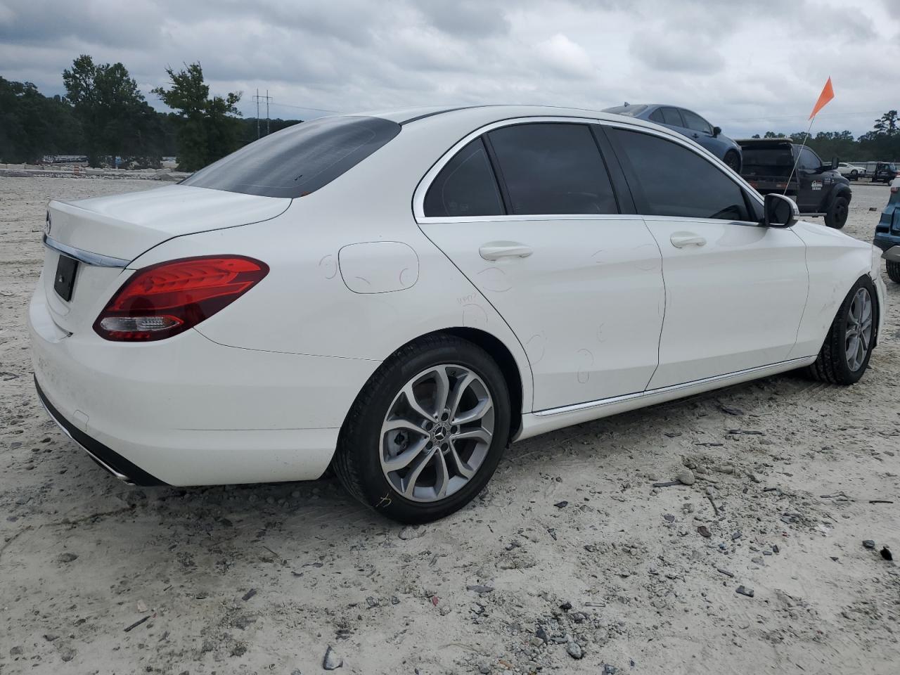 2018 Mercedes-Benz C 300 - Image 3