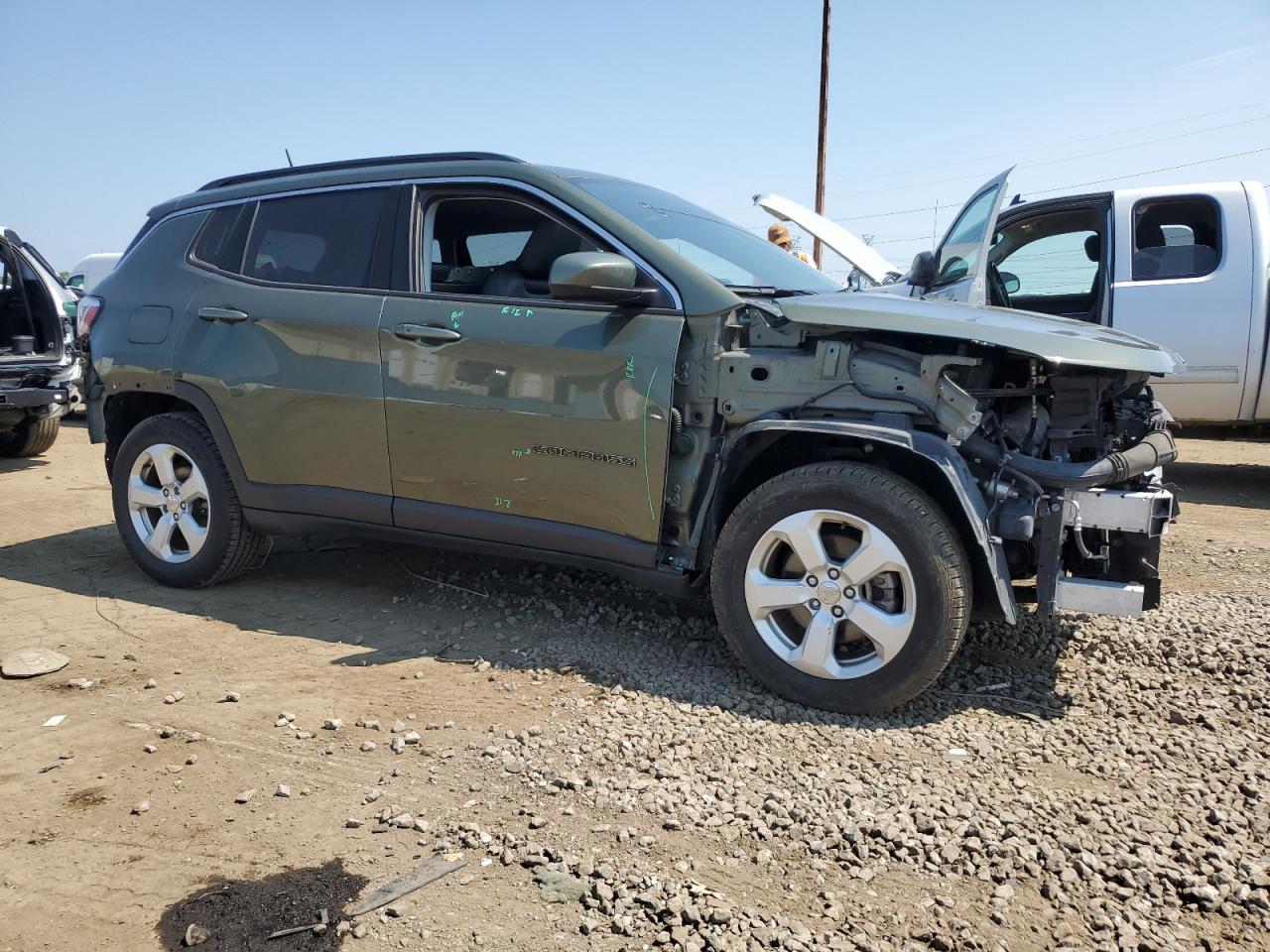 2018 Jeep Compass Latitude - Image 4
