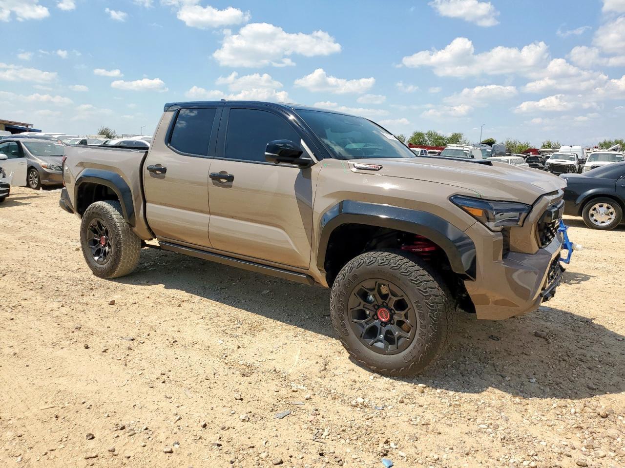 2025 Toyota Tacoma Double Cab - Image 4