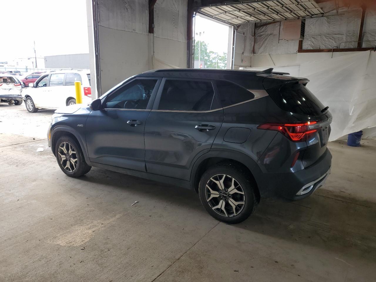 2022 Kia Seltos Ex - Фото 2