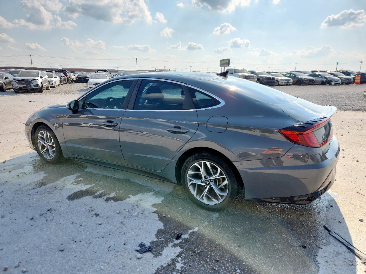 2021 Hyundai Sonata Sel - Фото 2